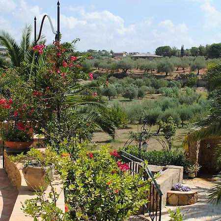 Vicino Piazza Armerina E Caltagirone